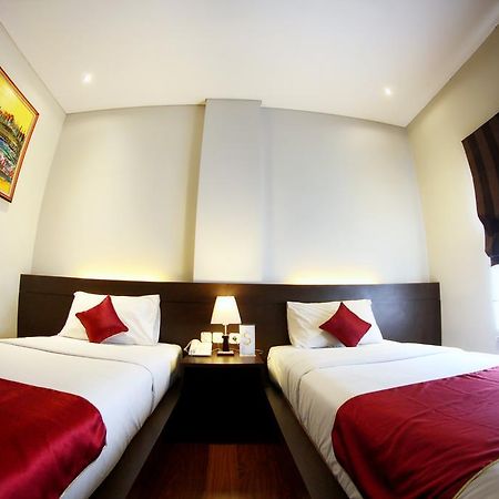Sutan Raja Guest House Bandung Exterior photo